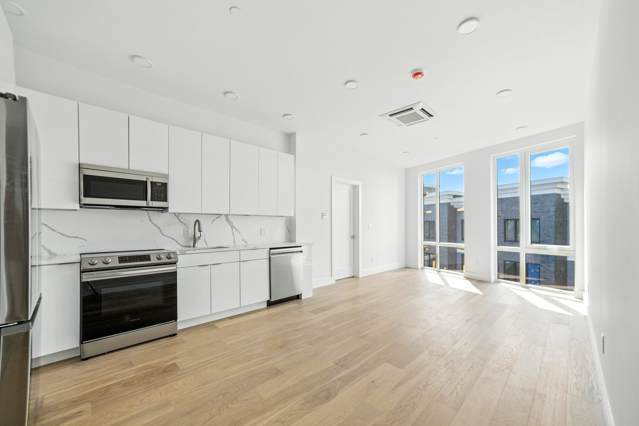 38 Hichborn Street - 303