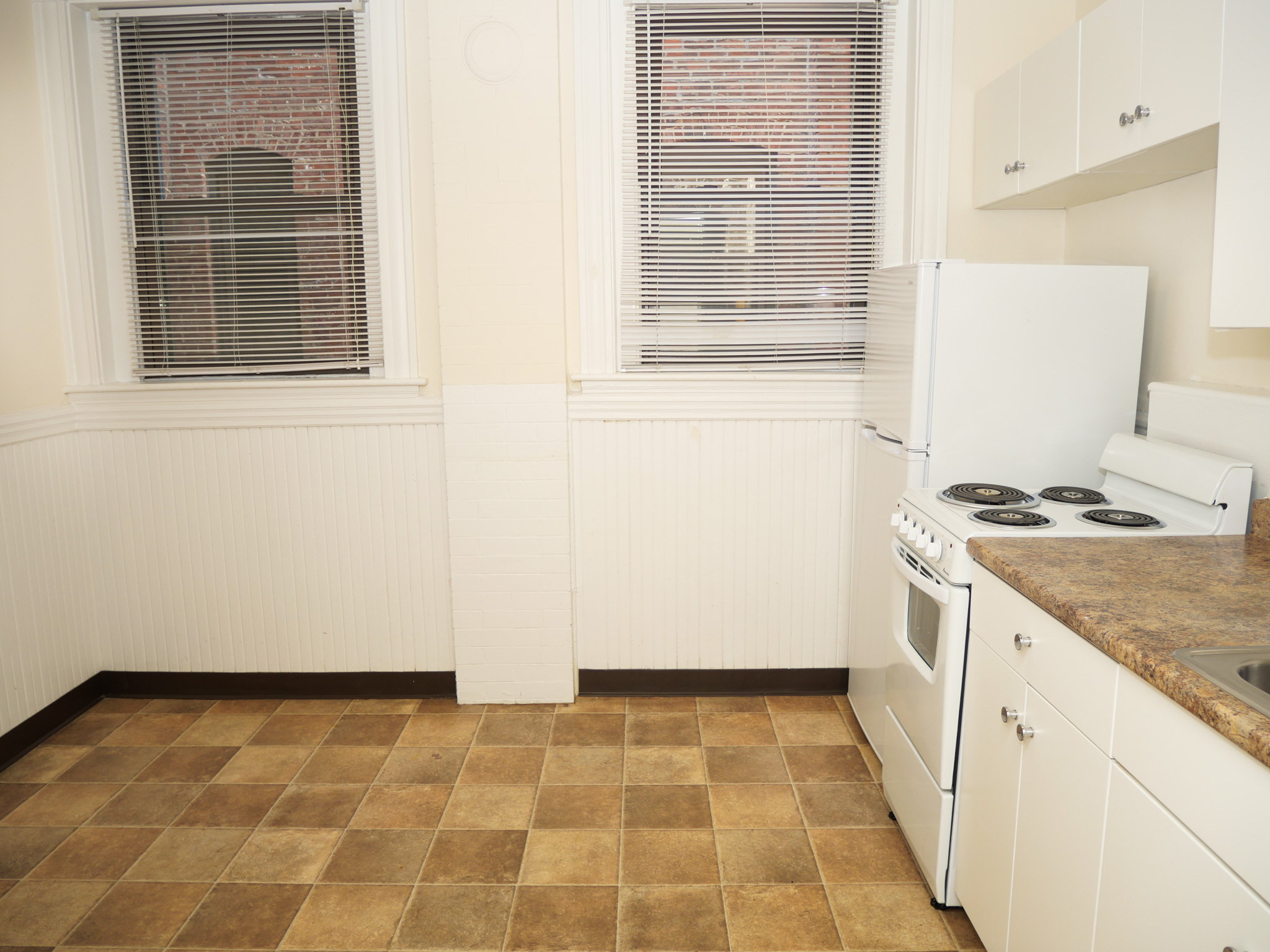 1382 Beacon Street - 12